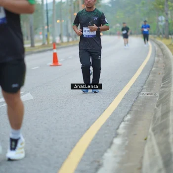 Runner Photo 8160138