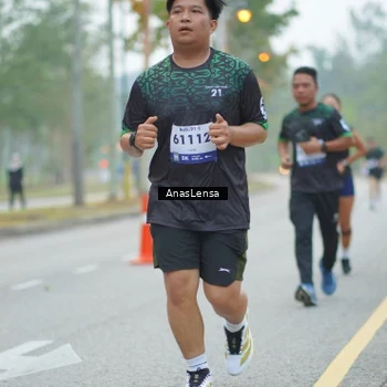 Runner Photo 8160139