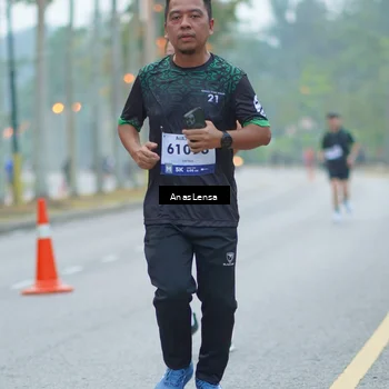 Runner Photo 8160142