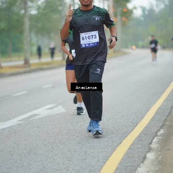 Runner Photo 8160146