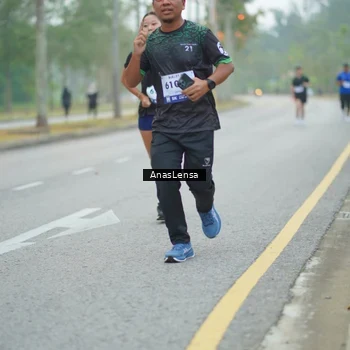 Runner Photo 8160148