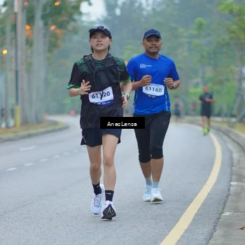 Runner Photo 8160153