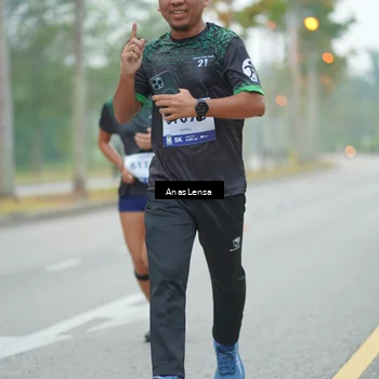 Runner Photo 8160158