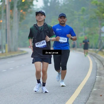 Runner Photo 8160166