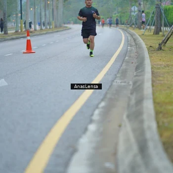 Runner Photo 8160172