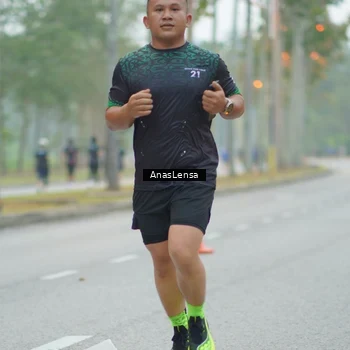 Runner Photo 8160186