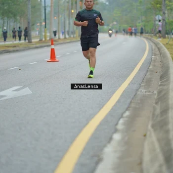 Runner Photo 8160188
