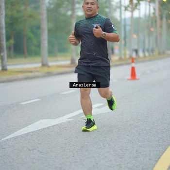 Runner Photo 8160197