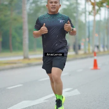 Runner Photo 8160199
