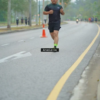 Runner Photo 8160200