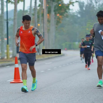 Runner Photo 8160215