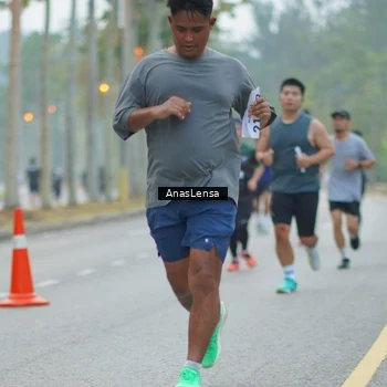 Runner Photo 8160223