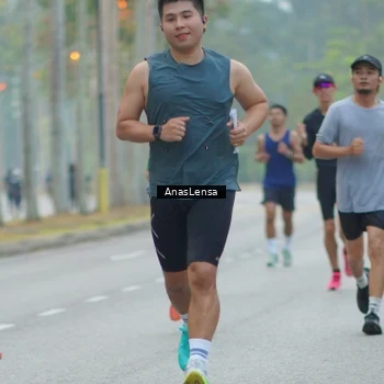 Runner Photo 8160236