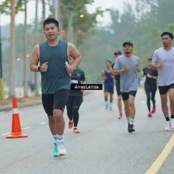 Runner Photo 8160237