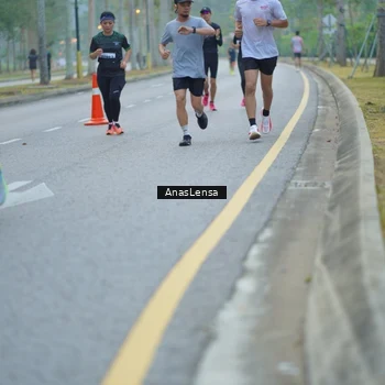 Runner Photo 8160239