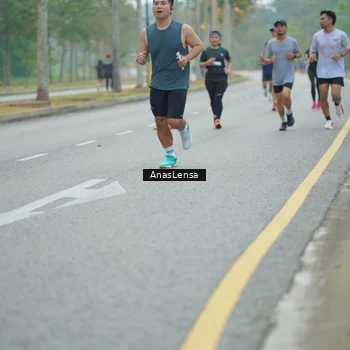 Runner Photo 8160240