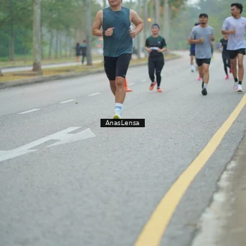 Runner Photo 8160241