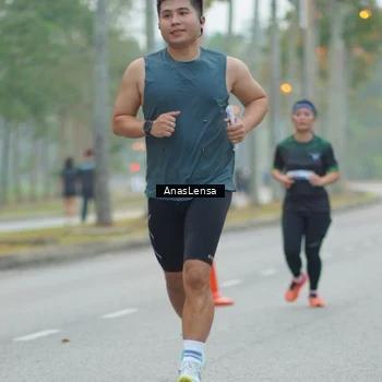 Runner Photo 8160242