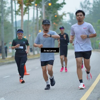Runner Photo 8160251