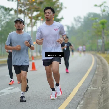 Runner Photo 8160254