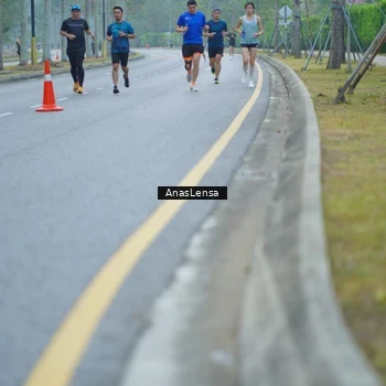 Runner Photo 8160307
