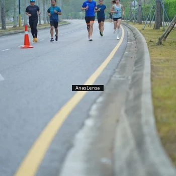 Runner Photo 8160309