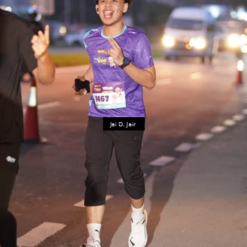 Runner Photo 8160347