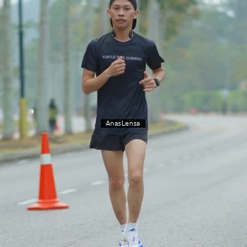 Runner Photo 8160368