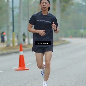 Runner Photo 8160375
