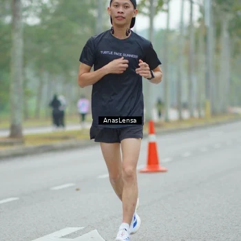 Runner Photo 8160387