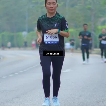 Runner Photo 8160411