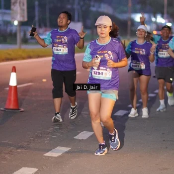 Runner Photo 8160435
