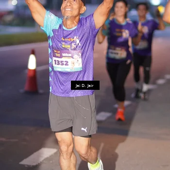 Runner Photo 8160441