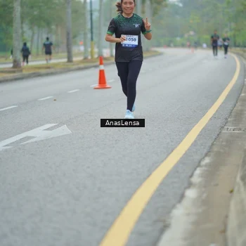 Runner Photo 8160471