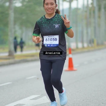 Runner Photo 8160477