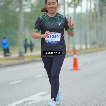 Runner Photo 8160498