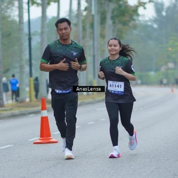 Runner Photo 8160518