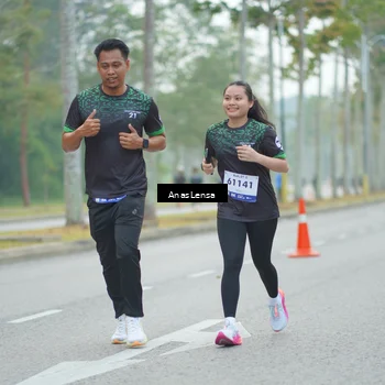 Runner Photo 8160534