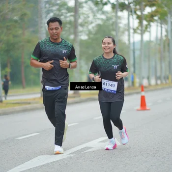 Runner Photo 8160538