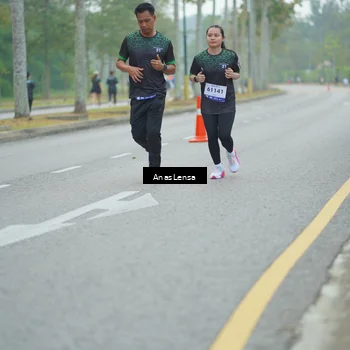 Runner Photo 8160539