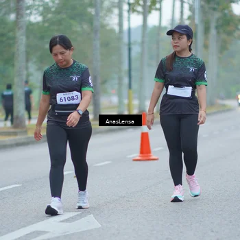 Runner Photo 8160564