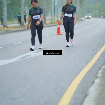 Runner Photo 8160565
