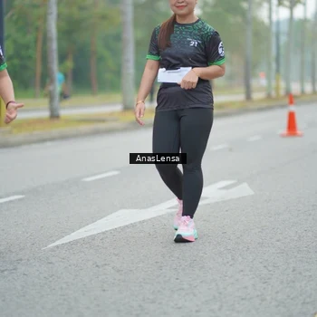 Runner Photo 8160574