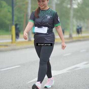 Runner Photo 8160579