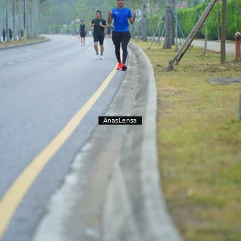 Runner Photo 8160582