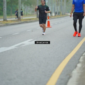 Runner Photo 8160605