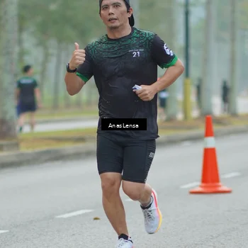 Runner Photo 8160606