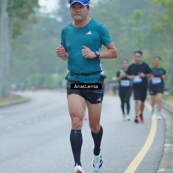 Runner Photo 8160613