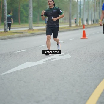 Runner Photo 8160617