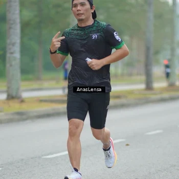 Runner Photo 8160619